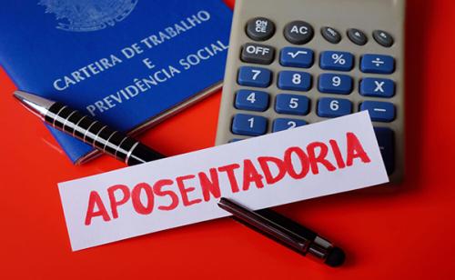 Solicitação de Suspensão de Aposentadoria Compulsória – SERPRO Solicitação de Suspensão de Aposentadoria Compulsória – SERPRO